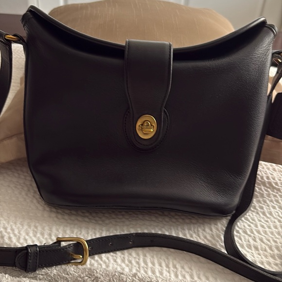 Bucket bag - Picture 1 of 6